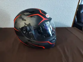 0869325 Bell Full Face Black And Red Camo Size Xsmall. Clear Face. Like New