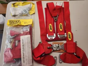 629410 Deist Red Padded 4 Point Racing Harness - Pair