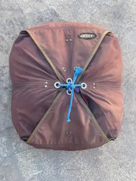 3-6071 Deist Drag Chutes Vintage 1956 Ribbon - Ring Style Racing Chute Parachute Top Fuel