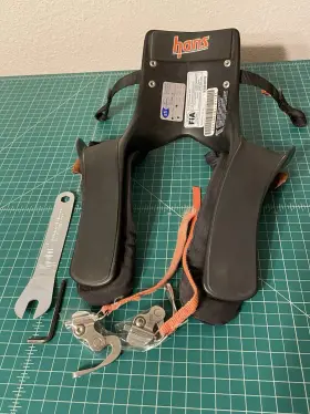 20sss Hans Device Small Racing Helmet Restraint Neck Support Model #20sss Sport Series