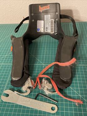 Hans 30ls Device Racing Helmet Restraint Neck Support Model #30ls Sport Series Large