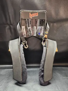 00012 Hans V30lp/06/00012 Professional Series Sfi Spec 38.1 Car Racing Head/neck Support