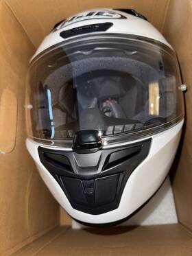 Hjc 100528 - I 10 Full Face White Motorcycle Helmet/ Size Medium 57-58cm Used