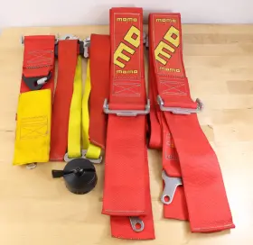 D-175 Momo D-175. Harness Safety Seat Belt Red Racing Italy Expired Not Valid For Display