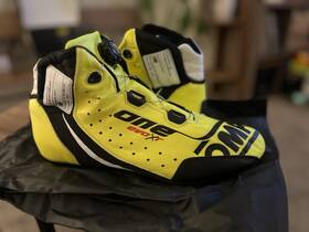 Omp Ic/805e09942 Brand New Evo X R Boots Giallo Fluro Size 42 Fia 8856