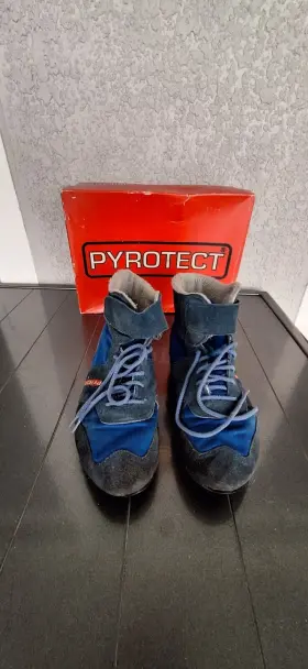 45090 Pyrotect Racing Hi Top Auto Shoes Sfi 3.3/5 Blue Mens Size 9