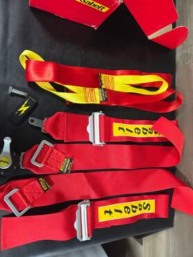 Sabelt Cfci0026 Racing Harness 6 Point Red