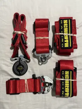 94530-2-29 Schort Schroth Racing Harness