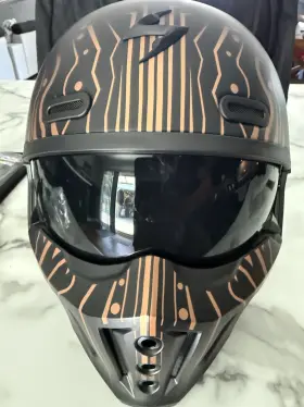 752134m Scorpion Exo Covert X Tribe Helmet Matt Blk/gold Med