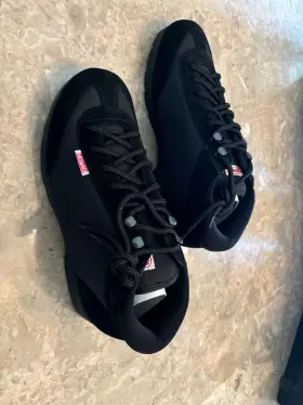 56900bk Simpson Crew Shoes 9 Black