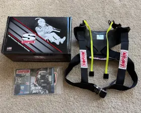 910-72300-s Simpson Hybrid Sport Head And Neck Restraint - Size Small Very Lightly Used