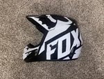 Fox Racing Helmet V1 Dot Ece R22-05 Motocross Size Medium 57 58 Black/ White Pre-owned. Price: $125.00.