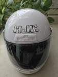 Hjc CL-10 White Helmet Size Xl Pre-owned. Price: $50.00.